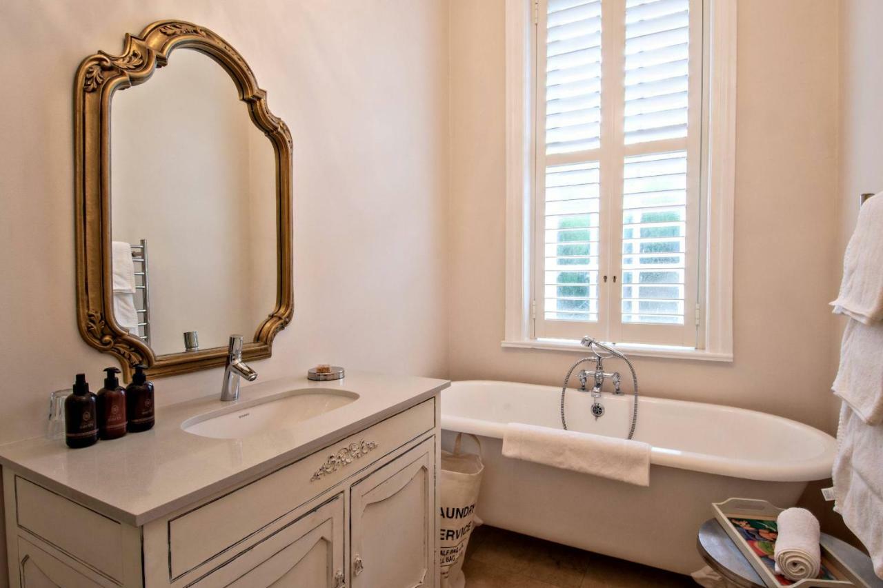 Rhonda'S Manor Boutique Guesthouse كيب تاون المظهر الخارجي الصورة